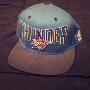 Thunders SnapBack hat